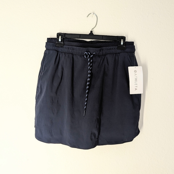 NWT Athleta Trekkie Crest Skort Tennis Skirt Navy 6T Hiking - Picture 2 of 6